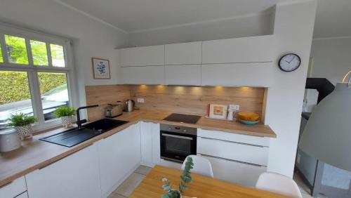 주방, Hus Störtebeker, familienfreundliches Ferienhaus für 6 Personen in Zingst (Hus Stortebeker, familienfreundliches Ferienhaus fur 6 Personen in Zingst) in 징그스트