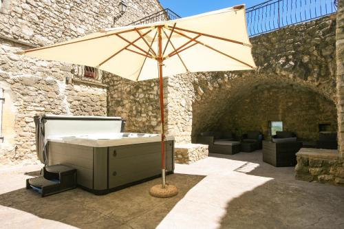 La Closerie D'Escalin gîte 12 personnes et Jacuzzi - La Garde-Adhémar