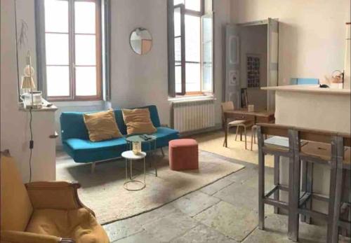 Appartement plein centre-ville - Location saisonnière - Nîmes