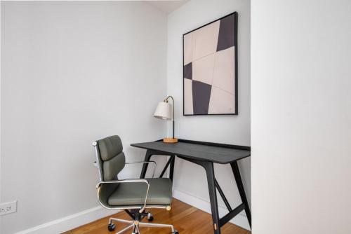 Midtown 1br w gym elevator nr Rockefeller Ctr NYC-1401, New York (Foto 5)