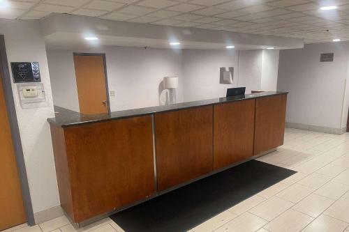 Days Inn by Wyndham Englewood Dayton Airport in Dayton, USA
