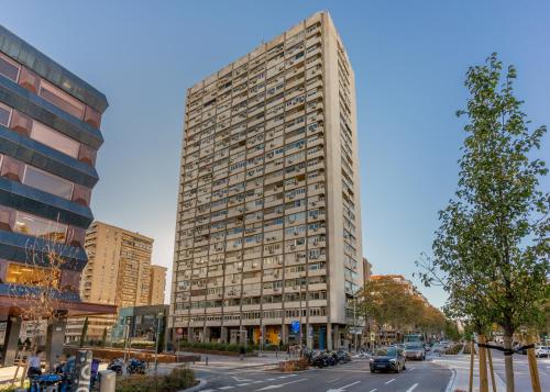 Bright with views -2Bd 1Bth- Bernabeu