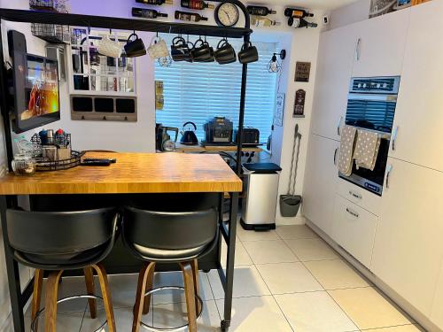 Driver Way in Isebrook