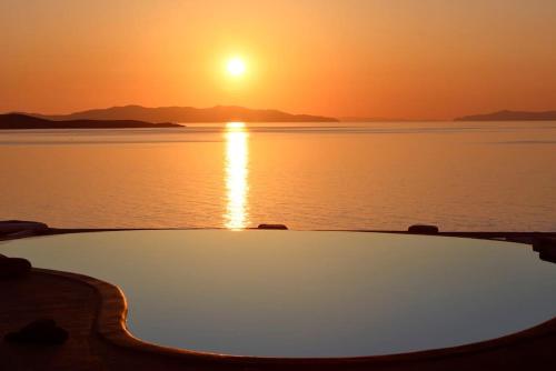 AMAZING SEA VIEW VILLA by Calypso Sunset Villas