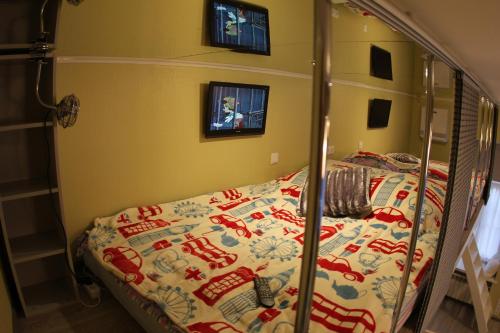 Apartment Mokhovaya 30 with Sauna - image 2
