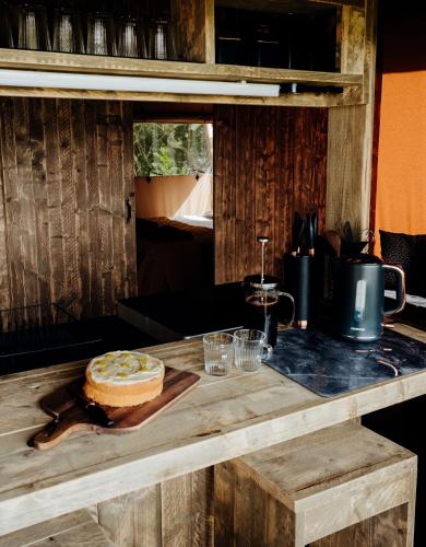 Fibden Farm Glamping - Luxury Safari Lodge