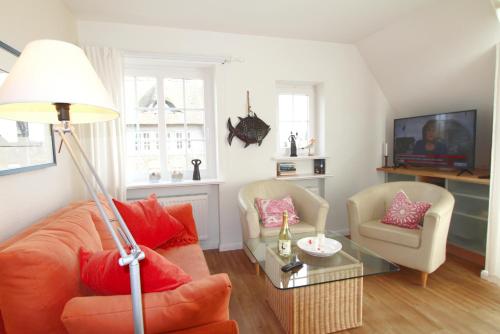 Apartment with Balcony image 10