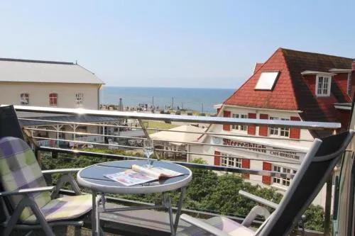 Schloss am Meer - Dünenstr 25, App 16 in Wenningstedt-Braderup, Deutschland