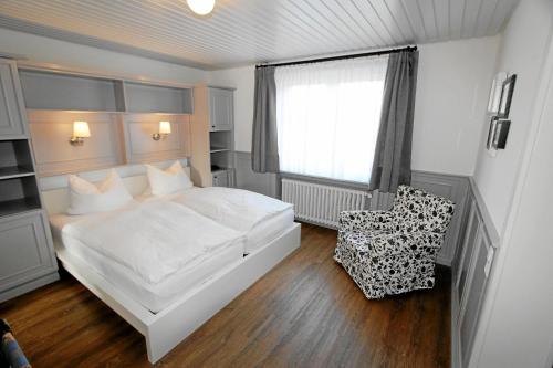 Apartment with Terrace image 9