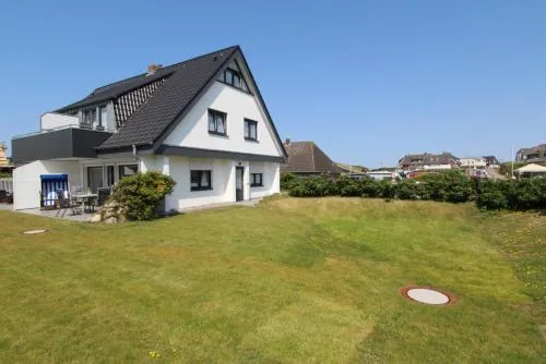 Dünenblick I - Dünenstr 5, App 2 in Wenningstedt-Braderup, Deutschland
