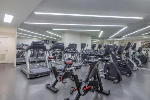 South Beach 1br w on-site shops restaurants SFO-1659 South Beach 1br w on-site shops restaurants SFO-1659