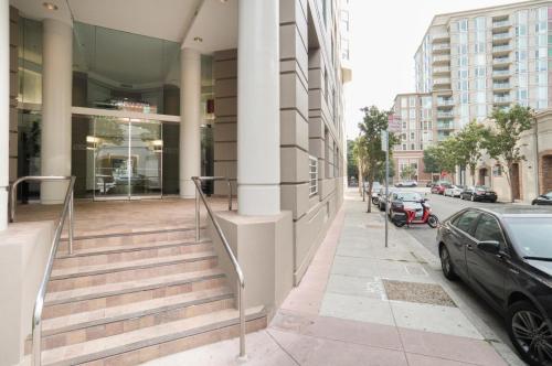 South Beach 1br w on-site shops restaurants SFO-1659 South Beach 1br w on-site shops restaurants SFO-1659