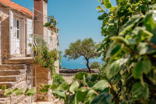 A szálláshely kívülről, Outstanding Hvar Villa 4 Bedrooms Villa Dvori Pogled Tennis Court Incredible Sea Views in Vrisnik