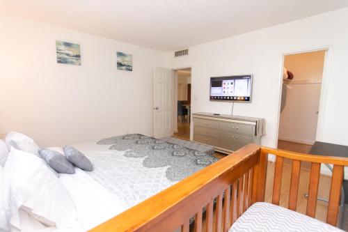 Two-Bedroom Apartment image 10