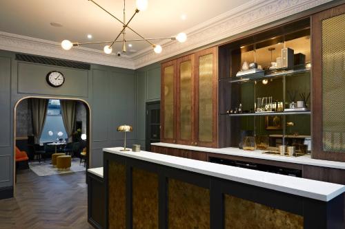 The Portico Hotel – London