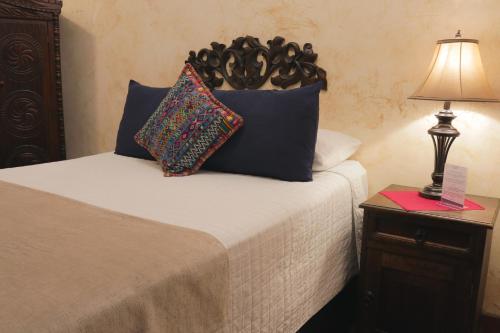 Standard Double Room image 2