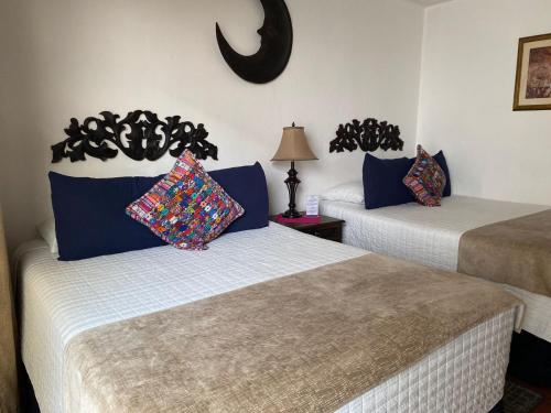Junior Suite with Garden View room in Hotel Posada de la Luna
