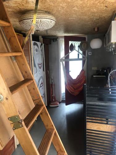 Tiny house for 2 with private garden, Utrecht (foto 9)