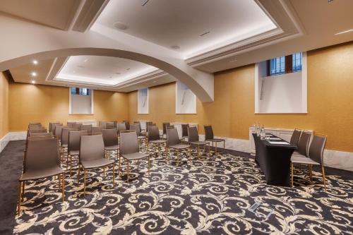 Aurea Ana Palace Hotel - image 6