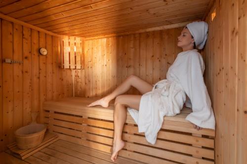 WhiteBlue Spa Villa, By IdealStay Experience in Iraklio