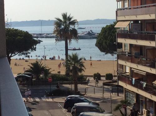 Studio vue mer centre ville avec garage - Apartment - Sainte-Maxime