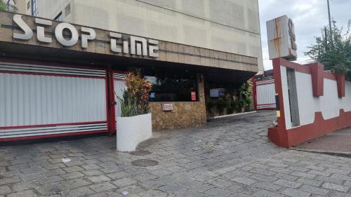 Exterior view, STOP TIME HOTE in Bonsucesso