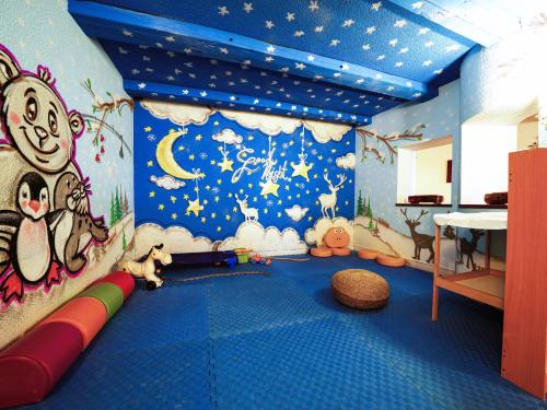 สนามเด็กเล่น, Hotel Arlecchino - Dada Hotels in มาเดซีโม