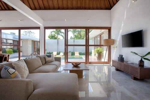 New stylish private villa with 2 bedrooms villa in Canggu