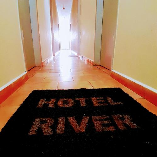 Hotel River Plaza