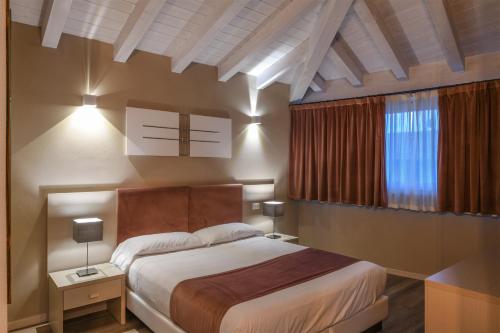 HILL COLLE - Camere & Bistrot