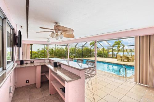 Bikini Bottom in Cape Coral