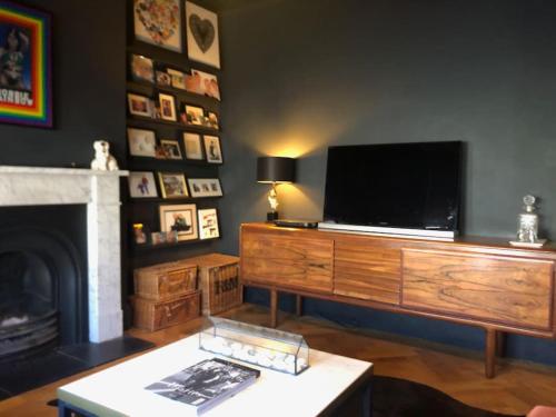 Stunning Modern Large 5 Bed House Willesden, Londyn (zdjęcie 10)