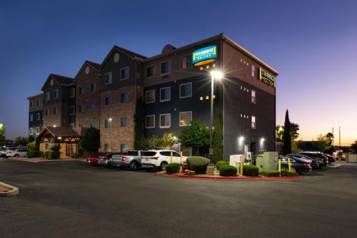 스테이브리지 스위트 라스 크루세스 바이 IHG - 숙소 외관