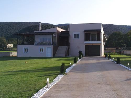 Thalpo home