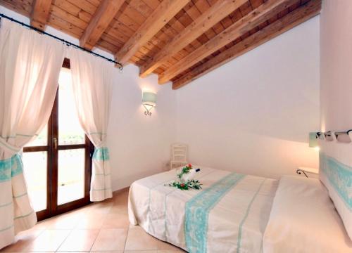 Residence with swimming-pool in Vignola Mare