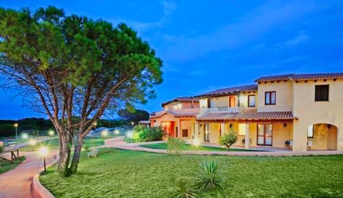 Residence with swimming-pool in Vignola Mare