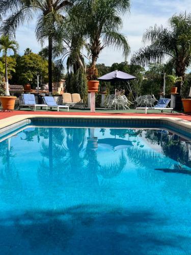 โรงแรมบาโค เอล โบลกัน (Hotel Bajo el Volcan) in กูเอร์นาวากา