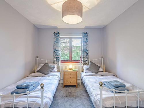 4 Bed in Porthmadog 81060