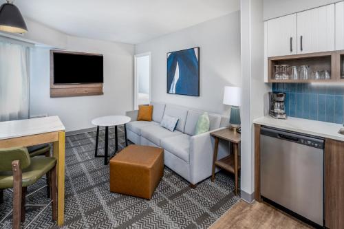 Staybridge Suites Denver - Cherry Creek