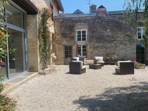 Iekārtas, Chez Odette chambre saule pleureur in Prauthoy