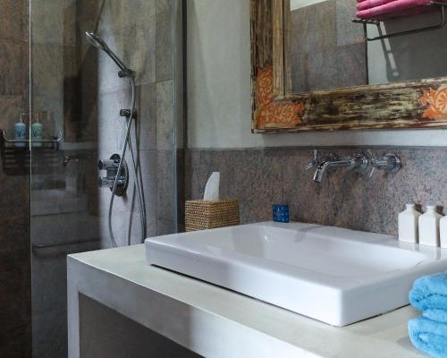 Superior Double Room room in SLOW - Villa & Café