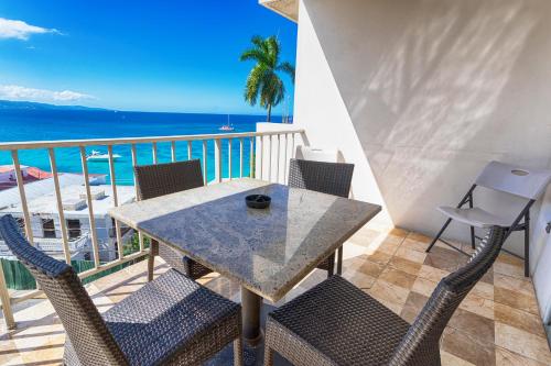 Montego Bay Club Apartments