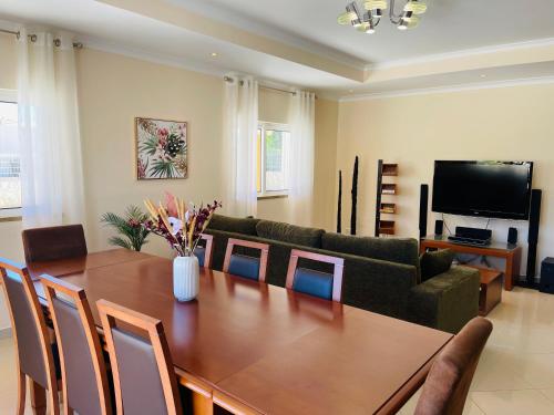 Facilities, Villa Malia Algarve in Monte Canelas