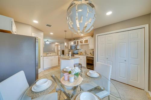 Stylish Family Home 3 Mi to SeaWorld San Antonio! in San Antonio, USA