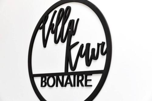 Villa Kiwi 3 min to the Beach with Private Magnesium Pool & Dive Rinse Tank Villa Kiwi 3 min to the Beach with Private Magnesium Pool & Dive Rinse Tank