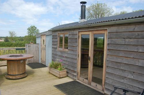 River Meadow Retreat in Culmstock