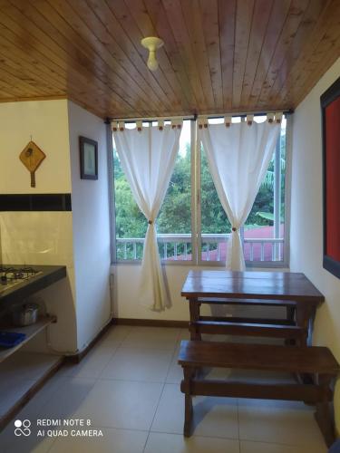 Apartamento pequeño, acogedor, 1 habitación, vista a zonas verdes, English