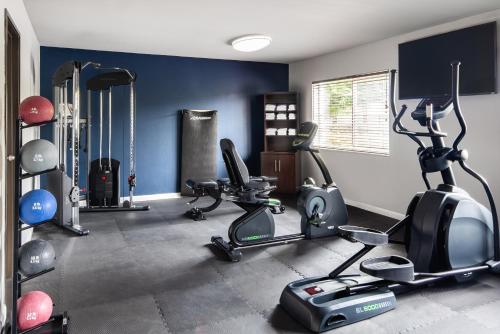 Red Lion Inn & Suites Auburn/Seattle - image 5
