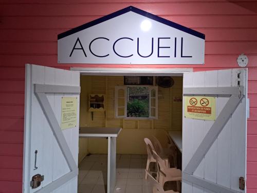 Studio cosy les pieds dans l'eau à l'autre bord (Studio cosy les pieds dans l'eau a l'autre bord) in Λε Μούλ