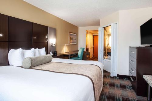 Wingate By Wyndham - Orlando International Airport